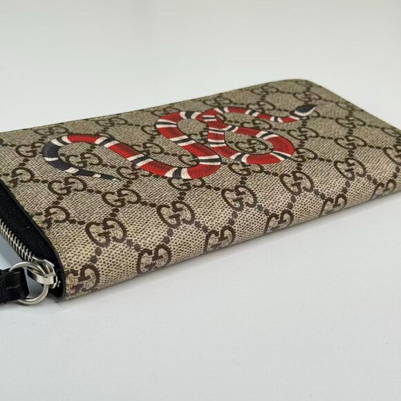 Gucci GG Logo Supreme Limited Edition Wallet with Snake Design - Picture 5 of 8
